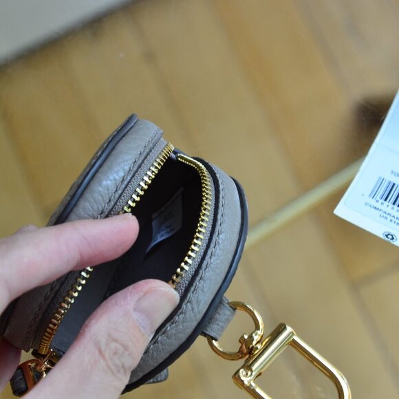 Tory Burch thea coin pouch in gray heron - Picture 6 of 6